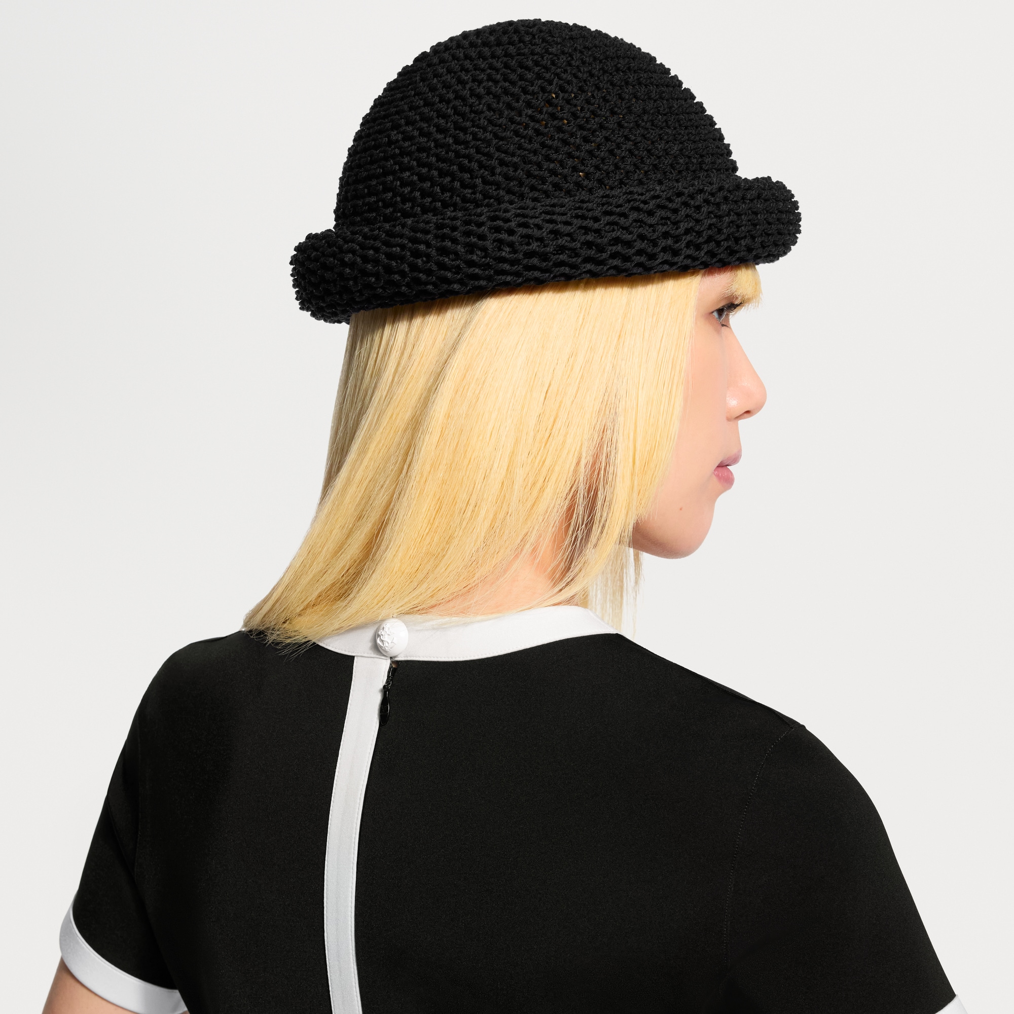 LV Roll Bucket Hat S00 - Accessories M5611A | LOUIS VUITTON